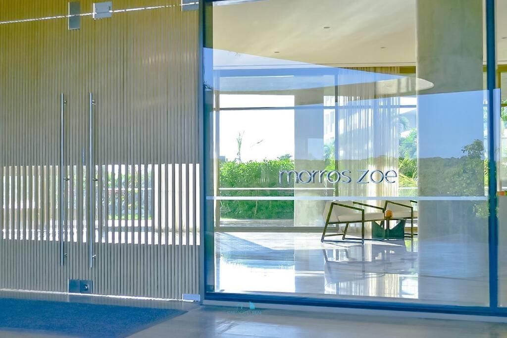 Apartamento Vista Al Mar Lateral Panoramic View,spectacular Building,pools, Morros Zoe Ultimo Piso *